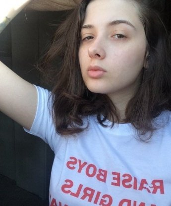 Живу в Москве, и мои услуги позволят тебе испытать незабываемые эмоции и удовольствие. У меня множество талантов, которые способны превратить нашу встречу в настоящий фейерверк страсти. Сладкая, нежная, креативная – я обладаю непревзойденным опытом в мире удовольствий. Возможно, ты найдешь меня в числе лучших, поэтому не упускай свой шанс. Уверена, ты останешься доволен встречей со мной. 🌹💫 Жанна